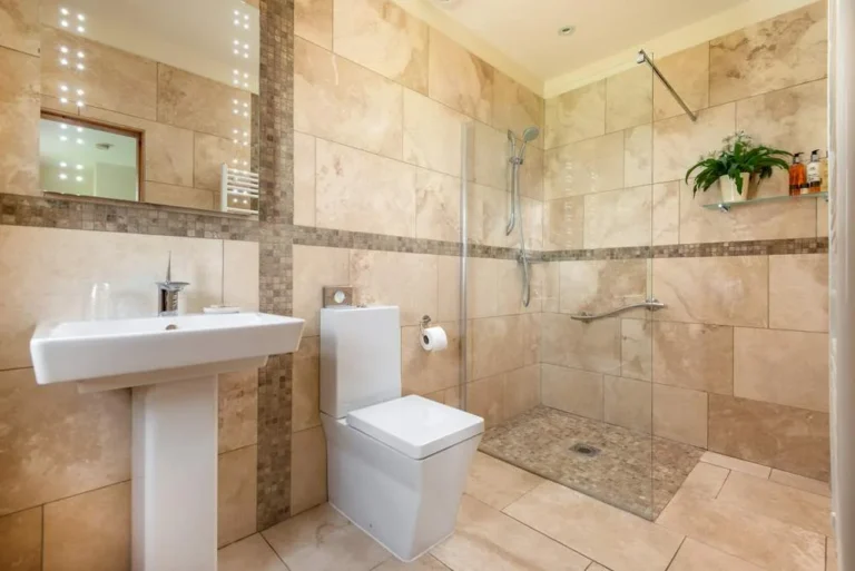 Cart House Shower Room