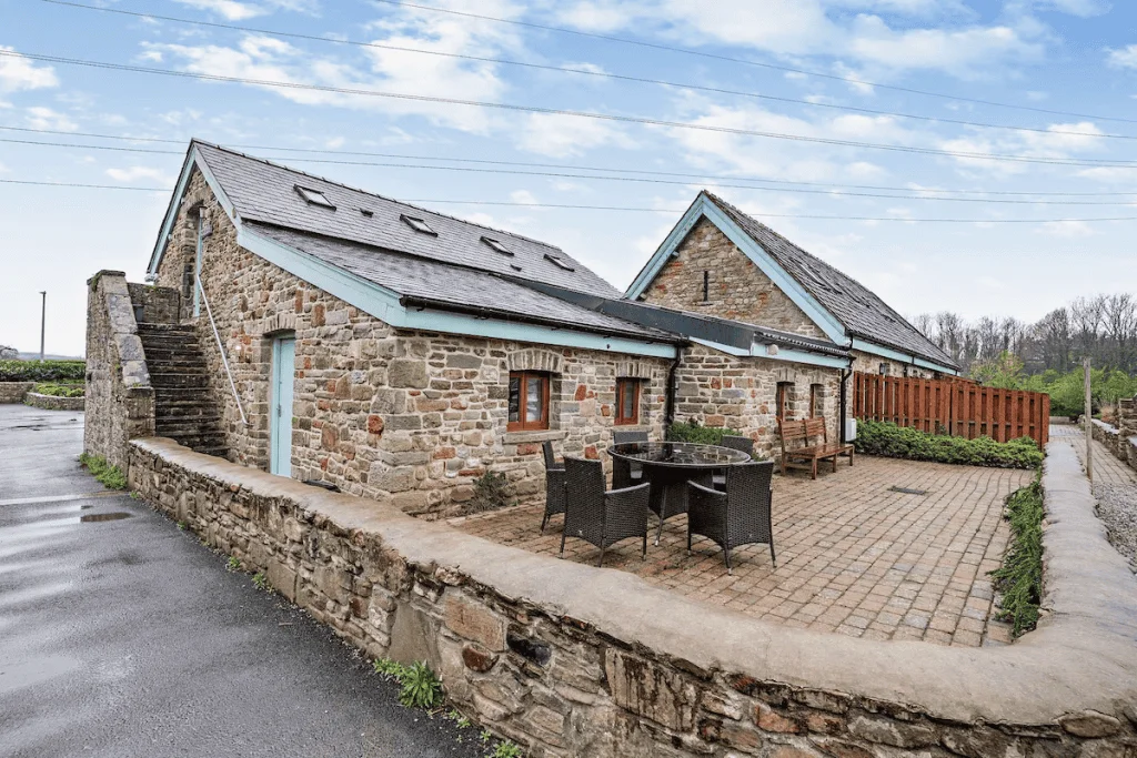 The Stables – Tyn Cellar Barns