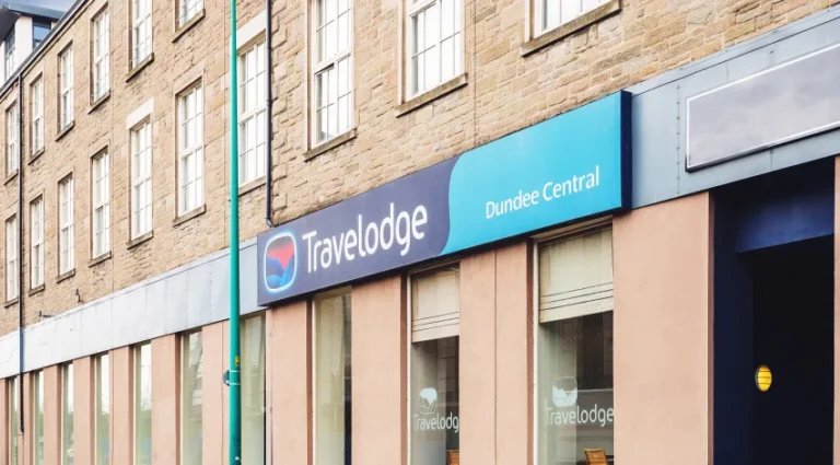 Travelodge Dundee Central Exterior